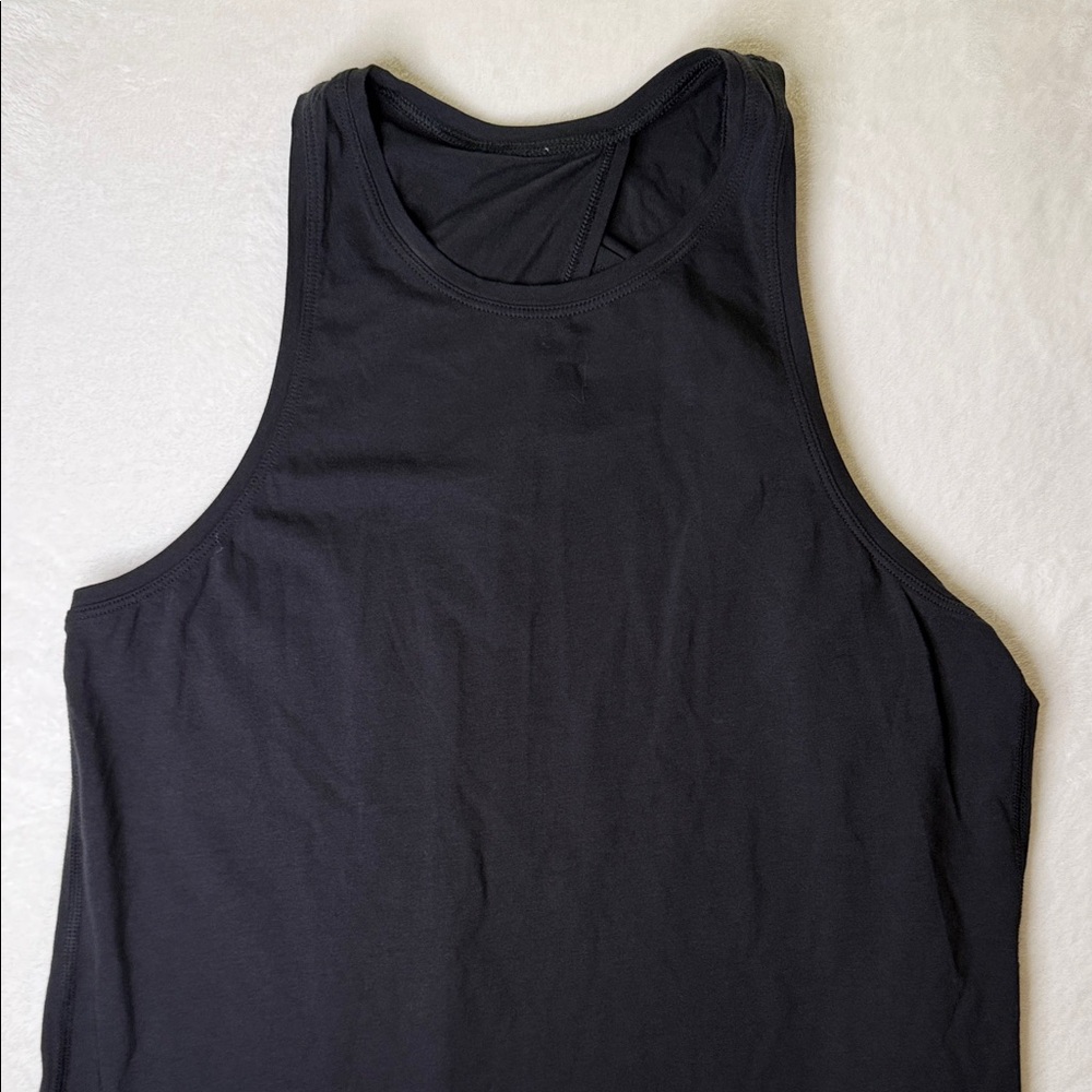 Lululemon Muscle Tee - Picture 9 of 9